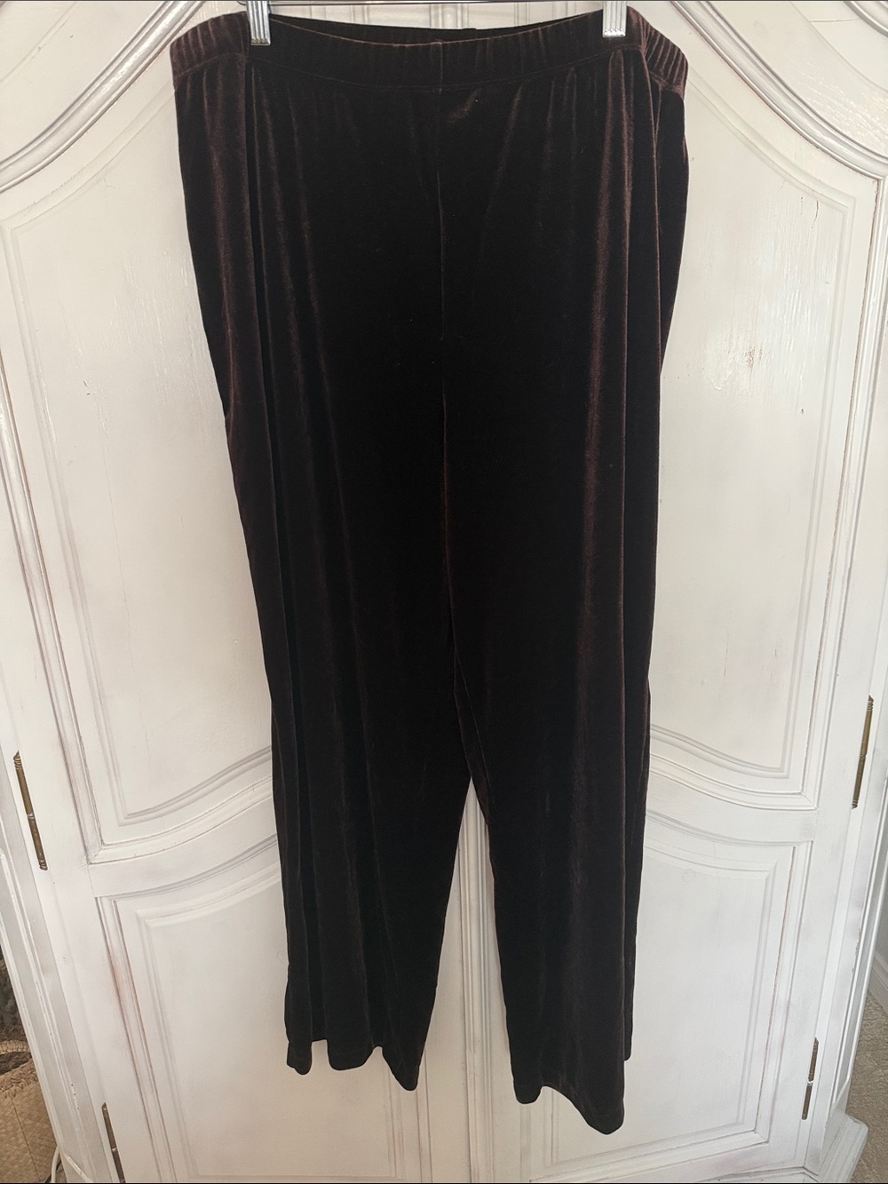 Dialogue Chocolate Brown Velvet Wide Leg Pull on Pants – Elevated Basic Size 2X